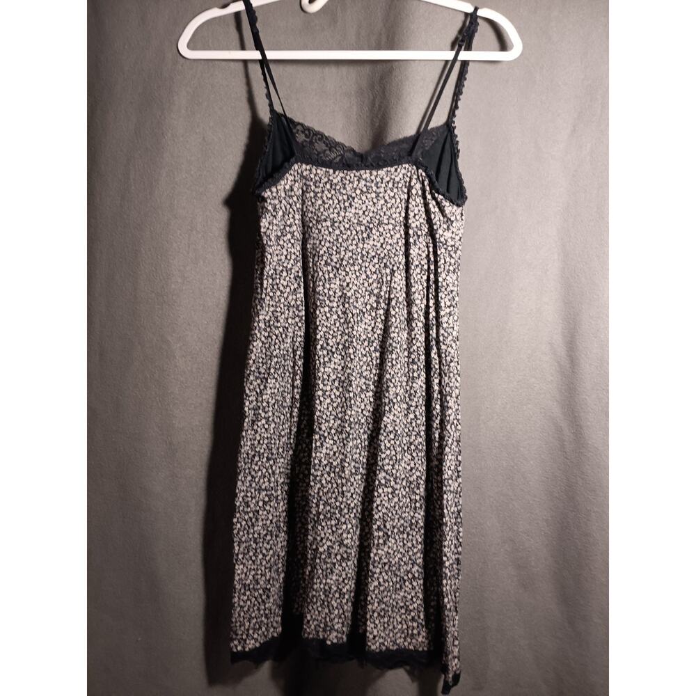 Aerie Women’s Medium Black Floral Lace V‑Neck Spaghetti Strap Nighty Sleepwear - Picture 7 of 7